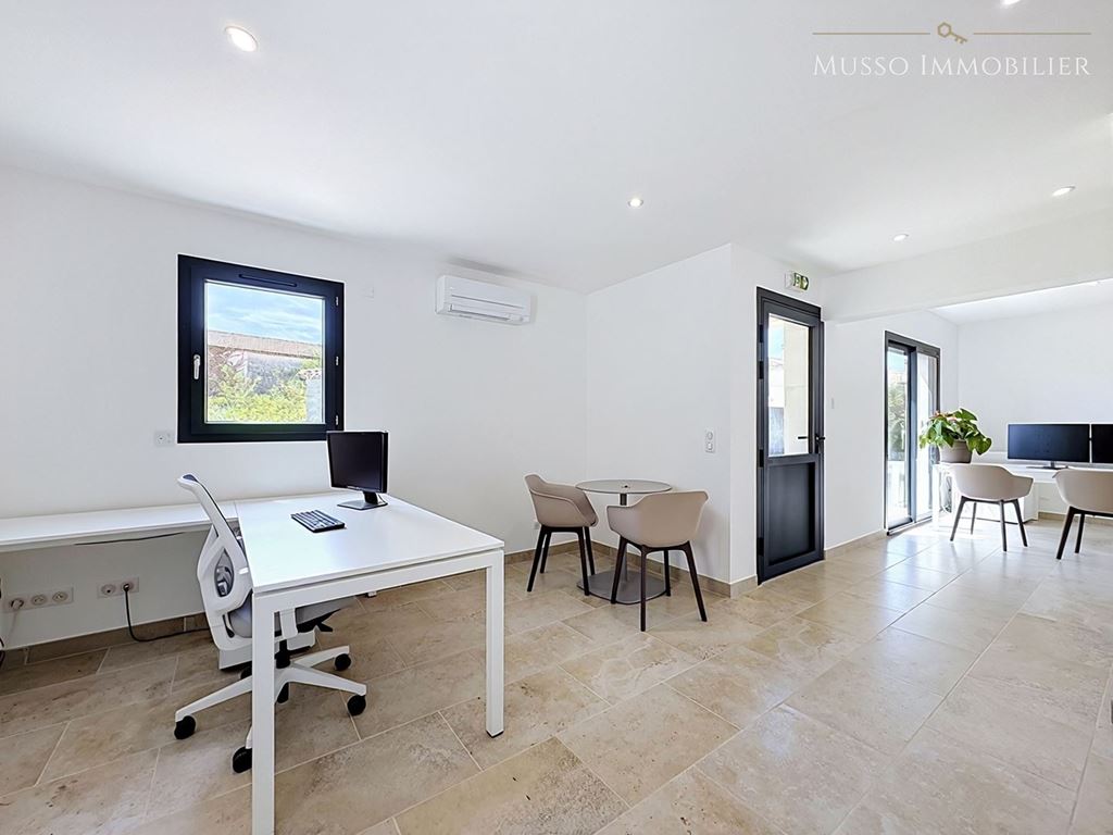 Local professionnel ORANGE (84100) MUSSO IMMOBILIER