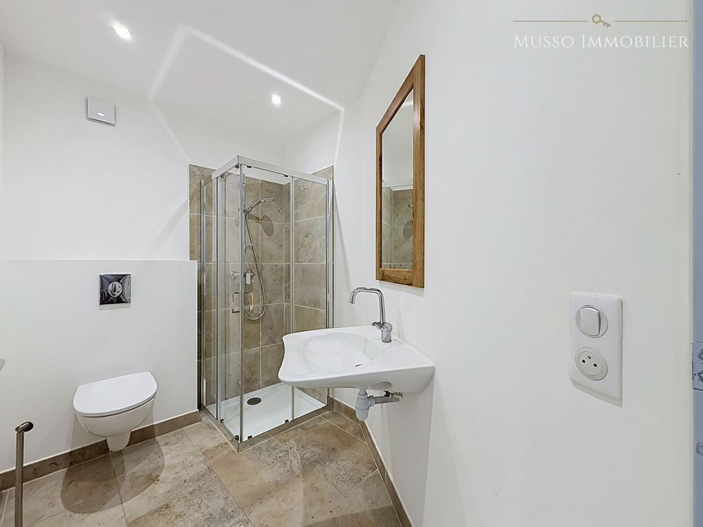 Local professionnel ORANGE (84100) MUSSO IMMOBILIER