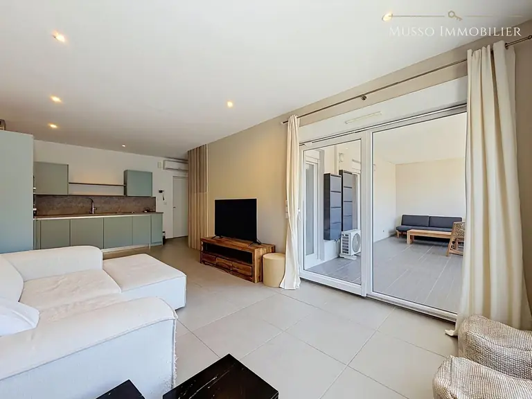 Appartement T2 — 43 m², La Valentine — photo 1