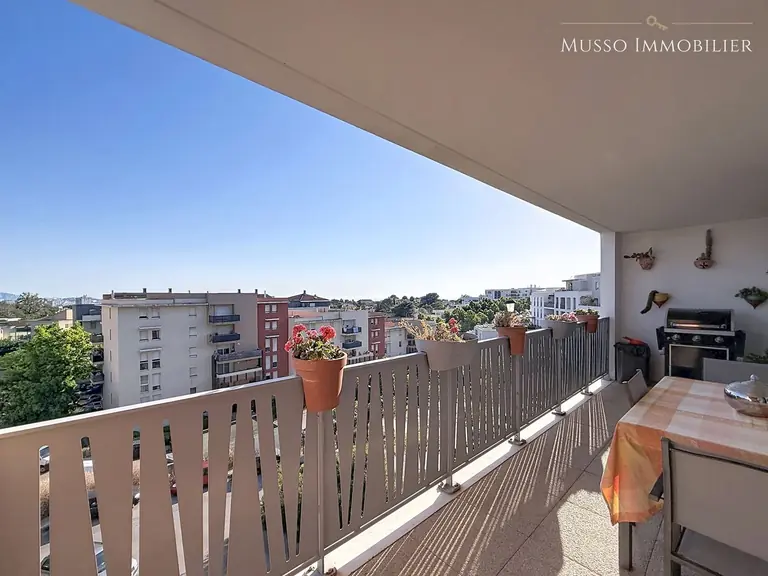 Appartement T2 — 40 m², Marseille 14ᵉ — photo 3