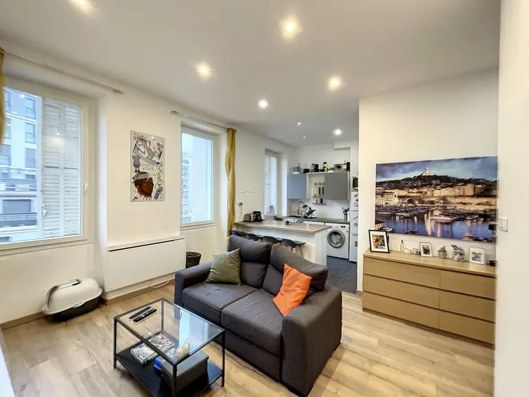 Appartement T2 — 42 m², Marseille 7ᵉ — photo 1
