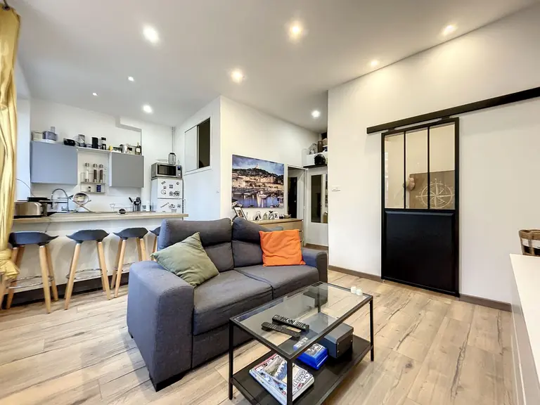 Appartement T2 — 42 m², Marseille 7ᵉ — photo 3
