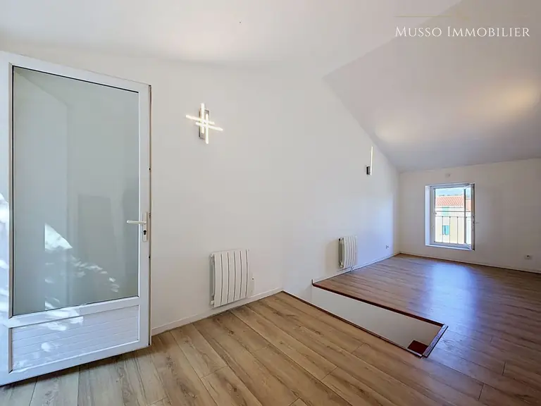 Appartement T3 — 80 m², La Penne Sur Huveaune — photo 11