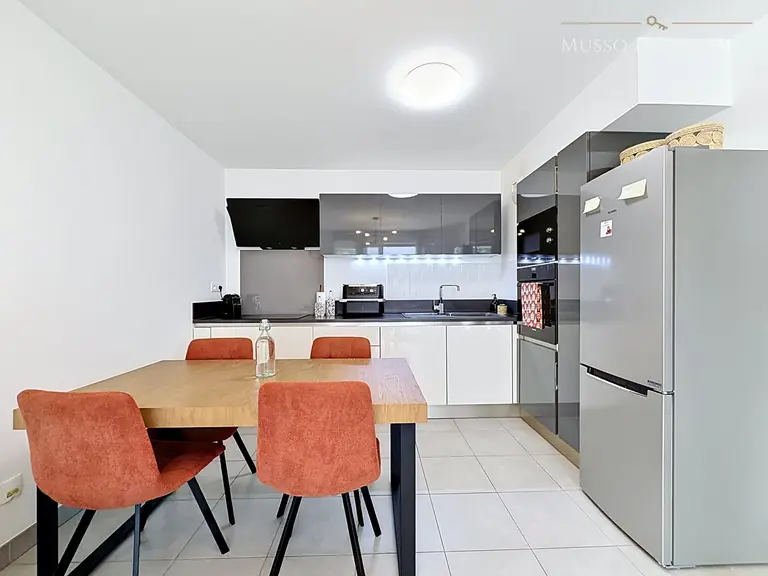 Appartement T3 — 50 m², Marseille 11ᵉ — photo 2