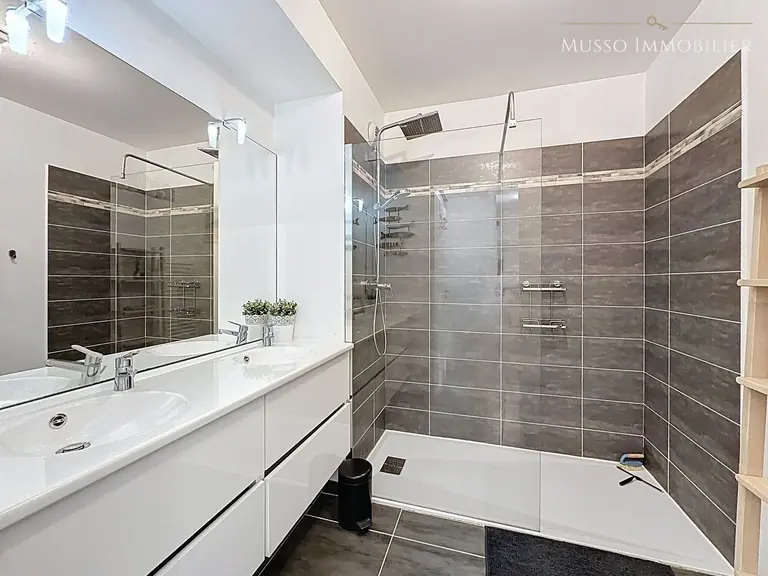 Appartement T3 — 65 m², Marseille 4ᵉ — photo 16