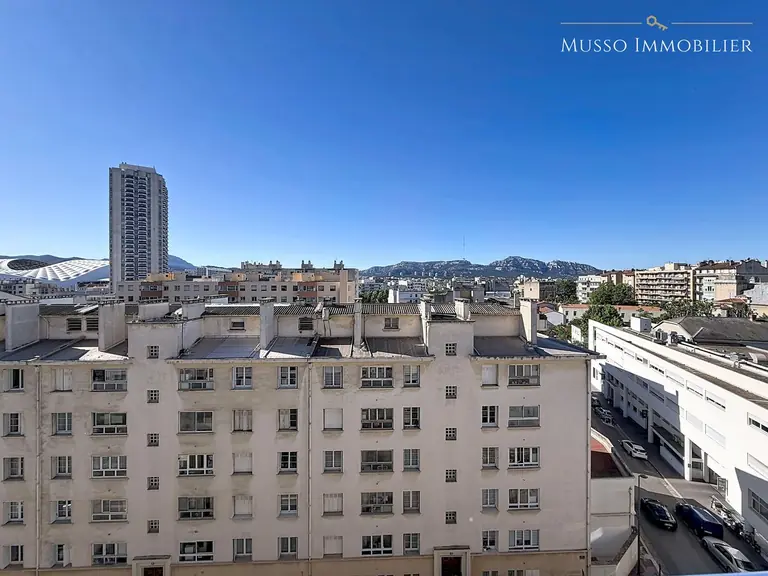 Appartement T3 — 82 m², Marseille 8ᵉ — photo 11