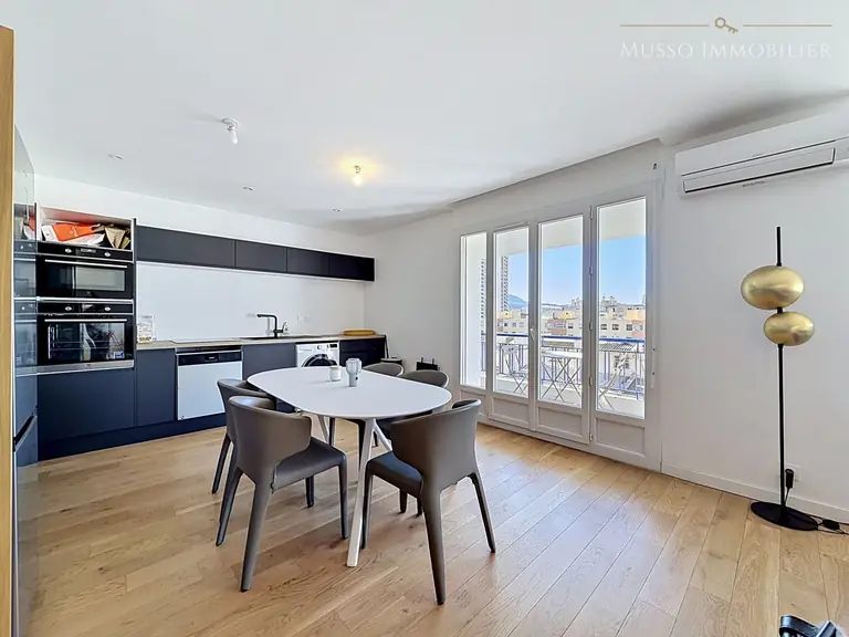 Appartement T3 — 82 m², Marseille 8ᵉ — photo 3