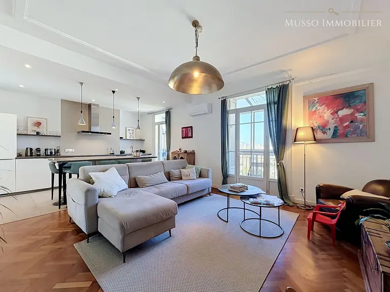 Appartement T3 — 89 m², Marseille 8ᵉ — photo 2
