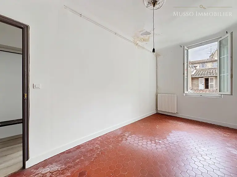 Appartement T4 — 77 m², Marseille 5ᵉ — photo 11
