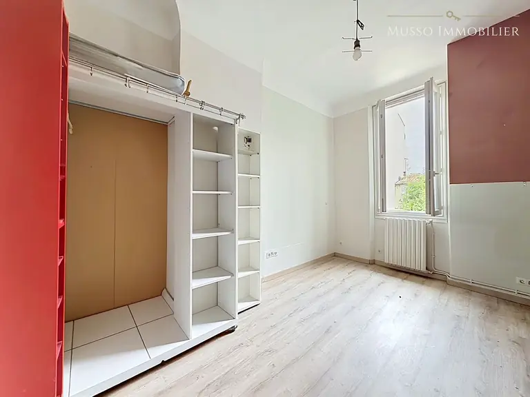 Appartement T4 — 77 m², Marseille 5ᵉ — photo 12