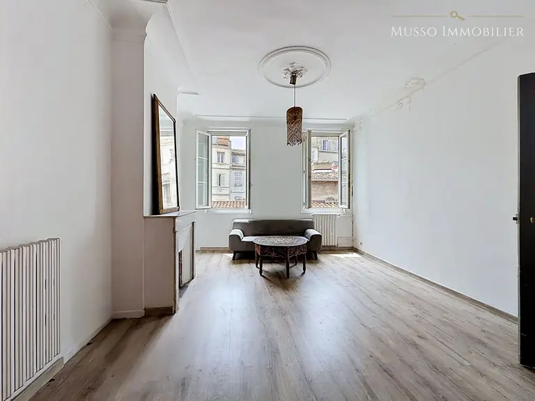 Appartement T4 — 77 m², Marseille 5ᵉ — photo 4