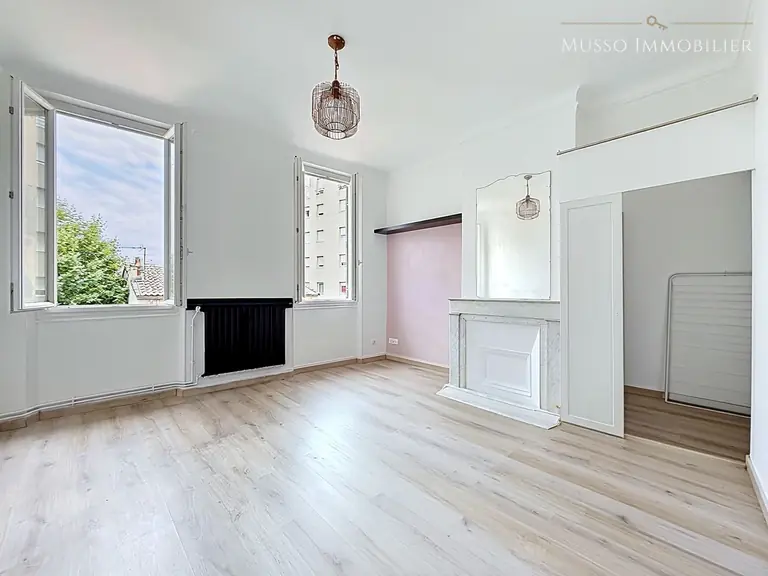 Appartement T4 — 77 m², Marseille 5ᵉ — photo 8