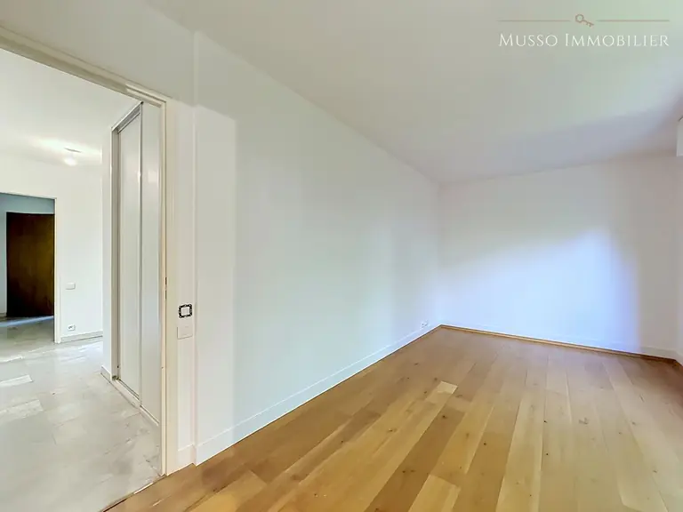 Appartement T4 — 117 m², Marseille 8ᵉ — photo 14