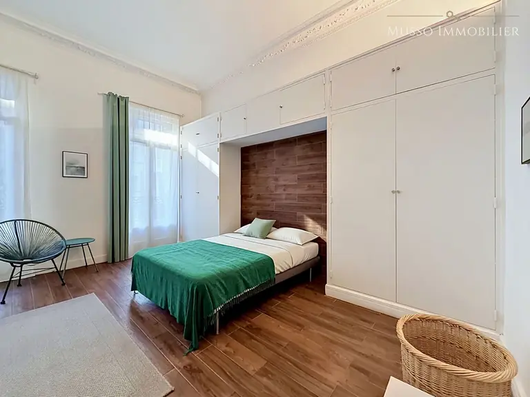 Appartement T6 — 252 m², Marseille 8ᵉ — photo 13
