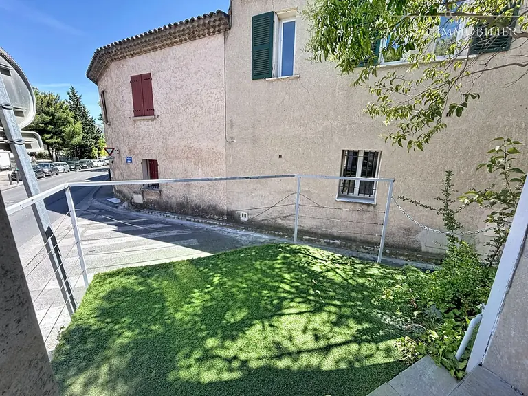 Local commercial — 110 m², Château-Gombert, Marseille 13ᵉ — photo 12