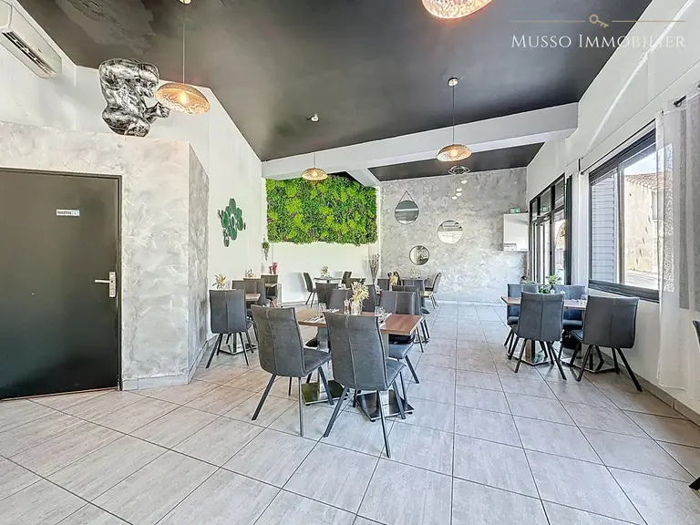 Local commercial — 110 m², Château-Gombert, Marseille 13ᵉ — photo 4