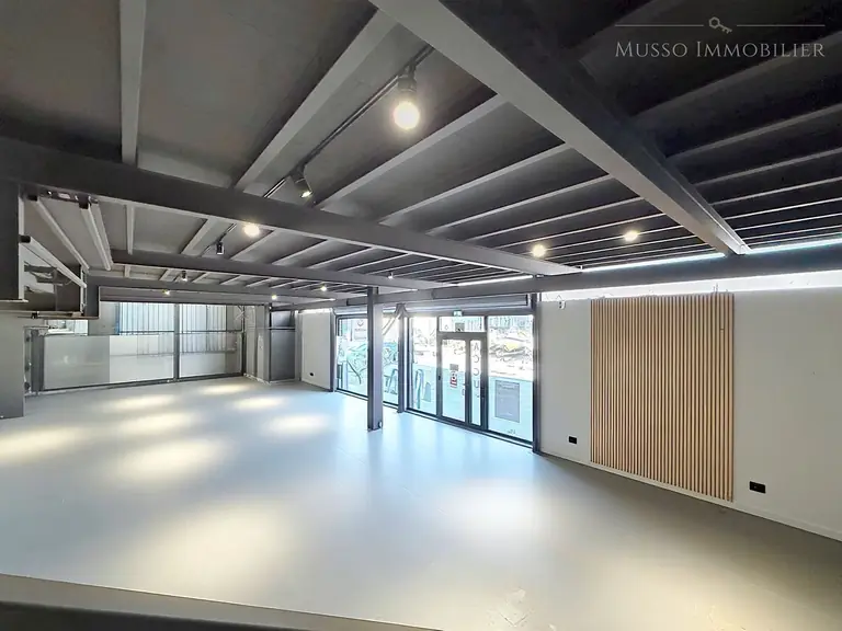 Local commercial — 800 m², Marseille 14ᵉ — photo 16