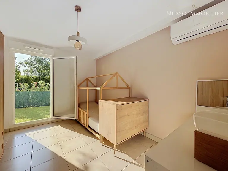 Local commercial — 120 m², Orange (84) — photo 16