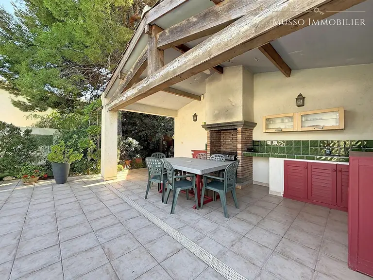 Maison traditionnelle — 157 m², Carry-le-Rouet — photo 19