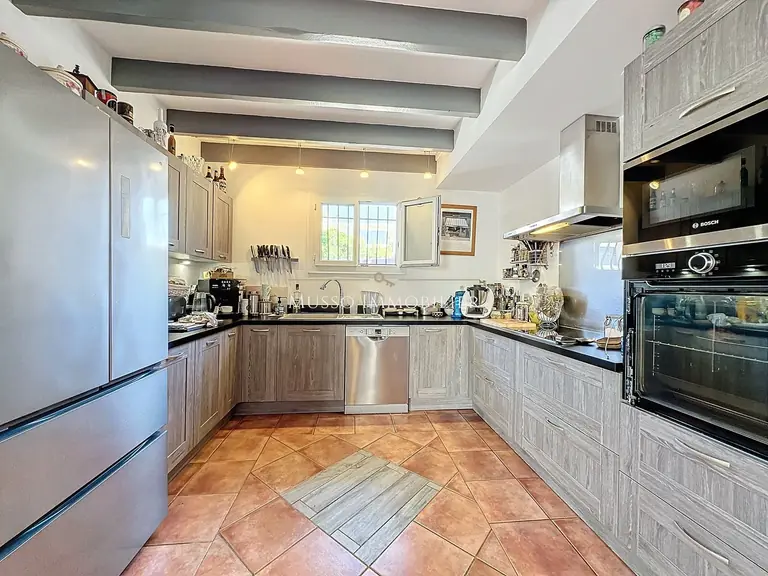 Maison traditionnelle — 215 m², Carry-le-Rouet — photo 16