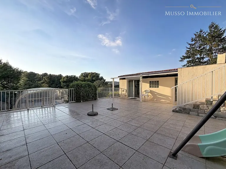 Maison traditionnelle — 165 m², Les Pennes Mirabeau — photo 7