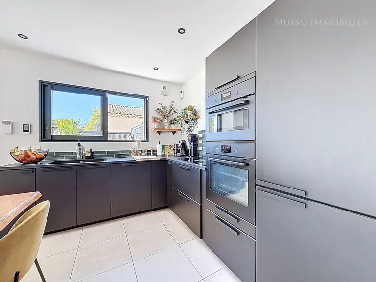 Maison traditionnelle — 103 m², Marseille 11ᵉ — photo 12