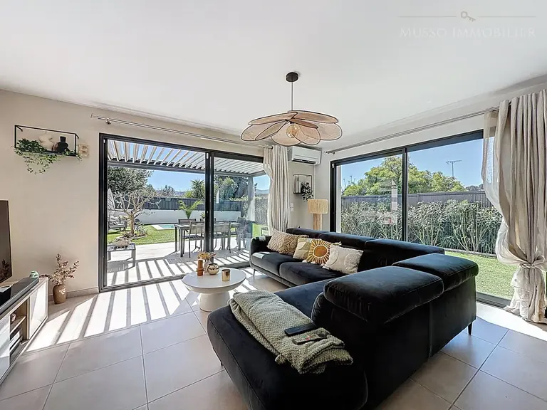 Maison traditionnelle — 103 m², Marseille 11ᵉ — photo 4