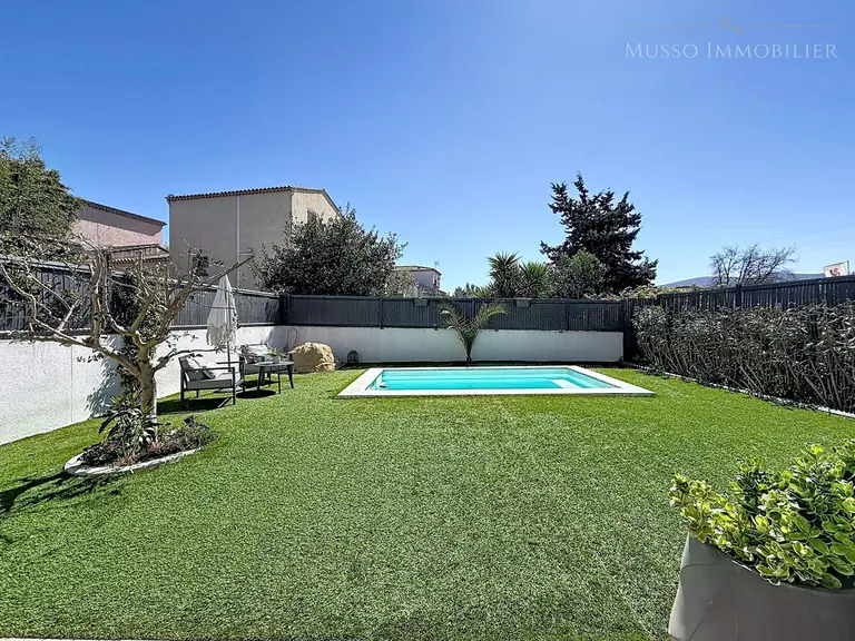 Maison traditionnelle — 103 m², Marseille 11ᵉ — photo 5