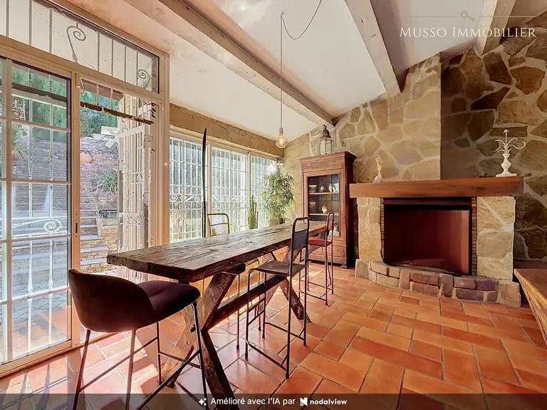 Maison traditionnelle — 184 m², Marseille 11ᵉ — photo 10