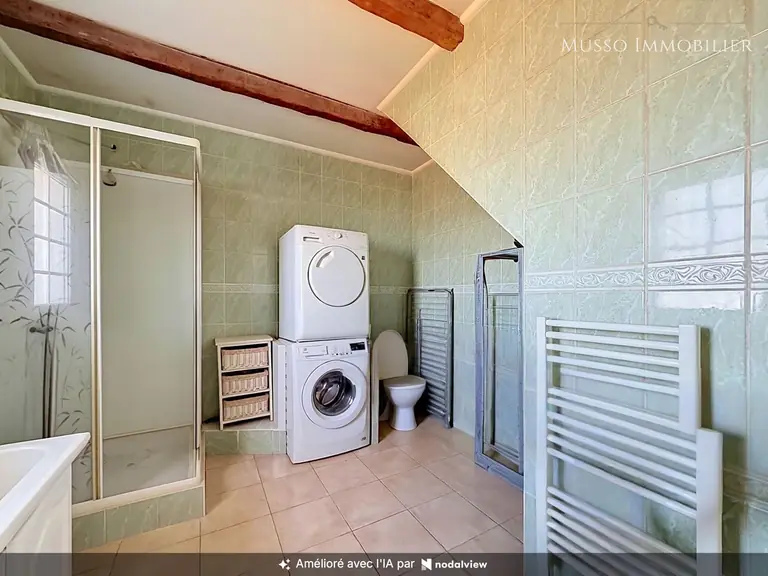 Maison traditionnelle — 184 m², Marseille 11ᵉ — photo 13
