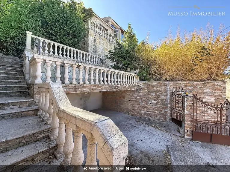 Maison traditionnelle — 184 m², Marseille 11ᵉ — photo 19
