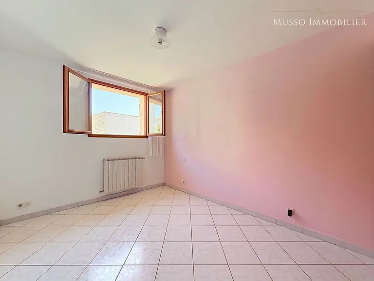 Maison traditionnelle — 122 m², Marseille 9ᵉ — photo 13