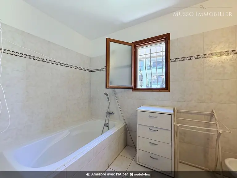 Maison traditionnelle — 122 m², Marseille 9ᵉ — photo 16