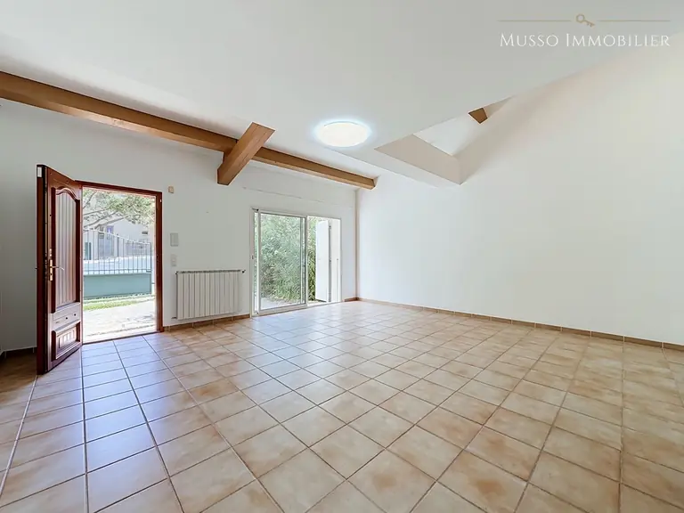 Maison traditionnelle — 122 m², Marseille 9ᵉ — photo 4
