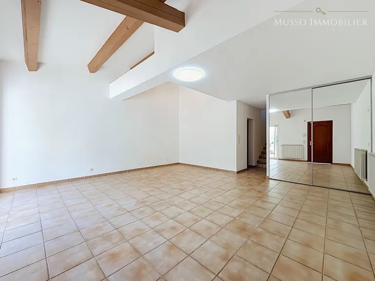 Maison traditionnelle — 122 m², Marseille 9ᵉ — photo 5