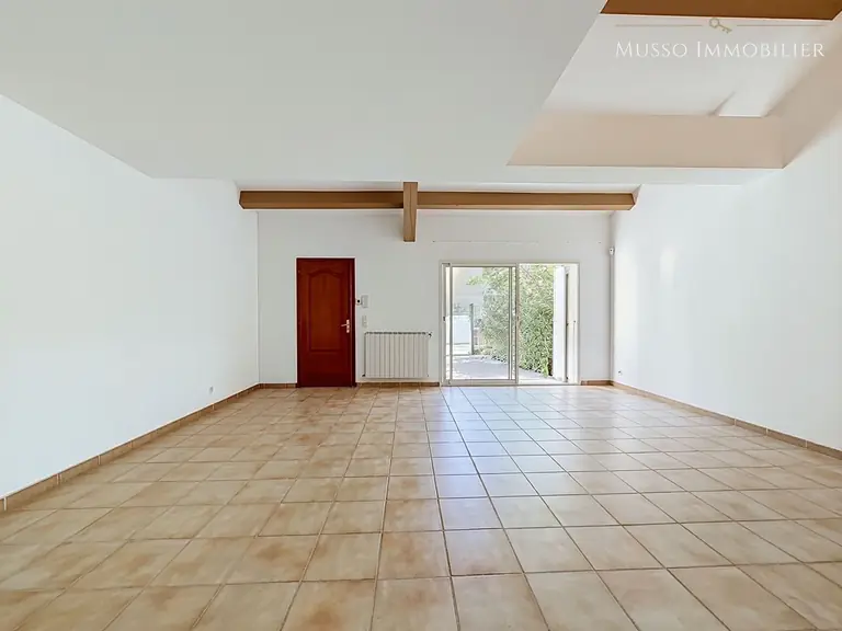 Maison traditionnelle — 122 m², Marseille 9ᵉ — photo 6