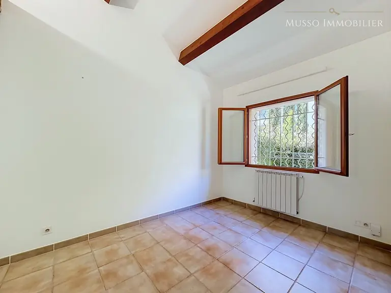 Maison traditionnelle — 122 m², Marseille 9ᵉ — photo 7