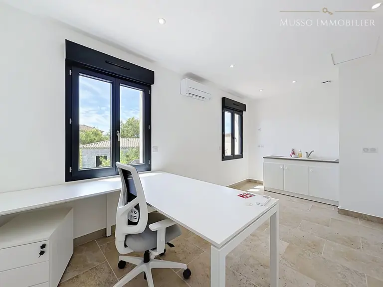 Maison traditionnelle — 120 m², Orange (84) — photo 14