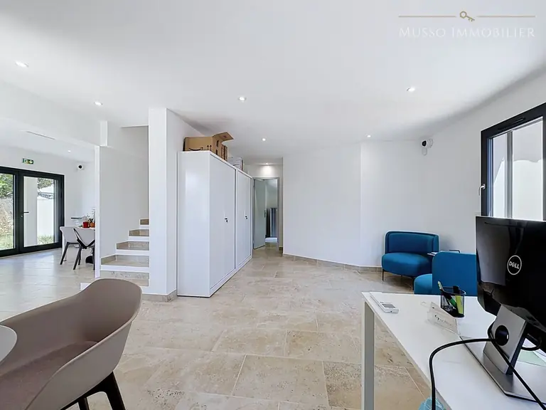 Maison traditionnelle — 120 m², Orange (84) — photo 8